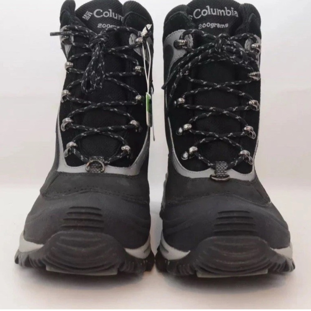 Columbia Women’s Omni Tech Boots black size 8